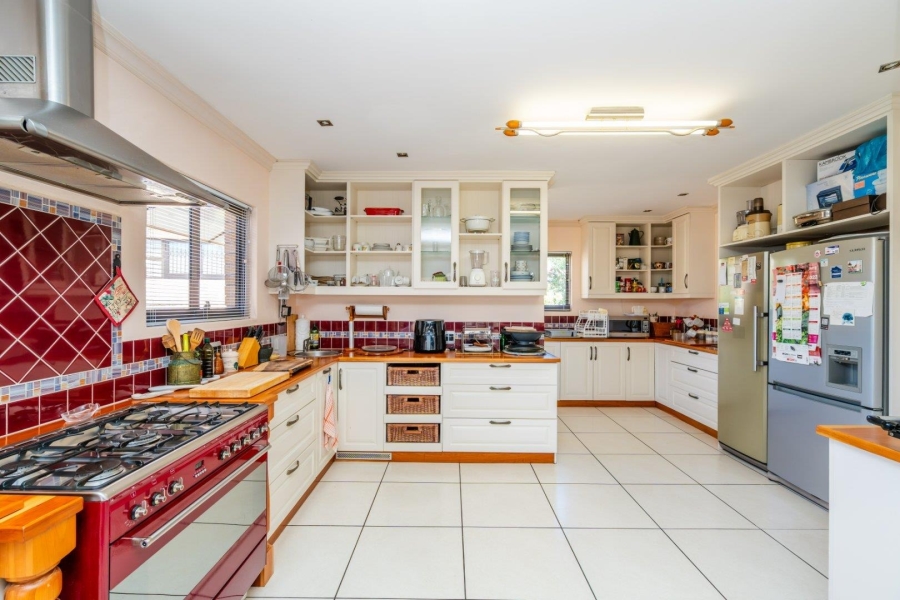4 Bedroom Property for Sale in Myburgh Park Western Cape